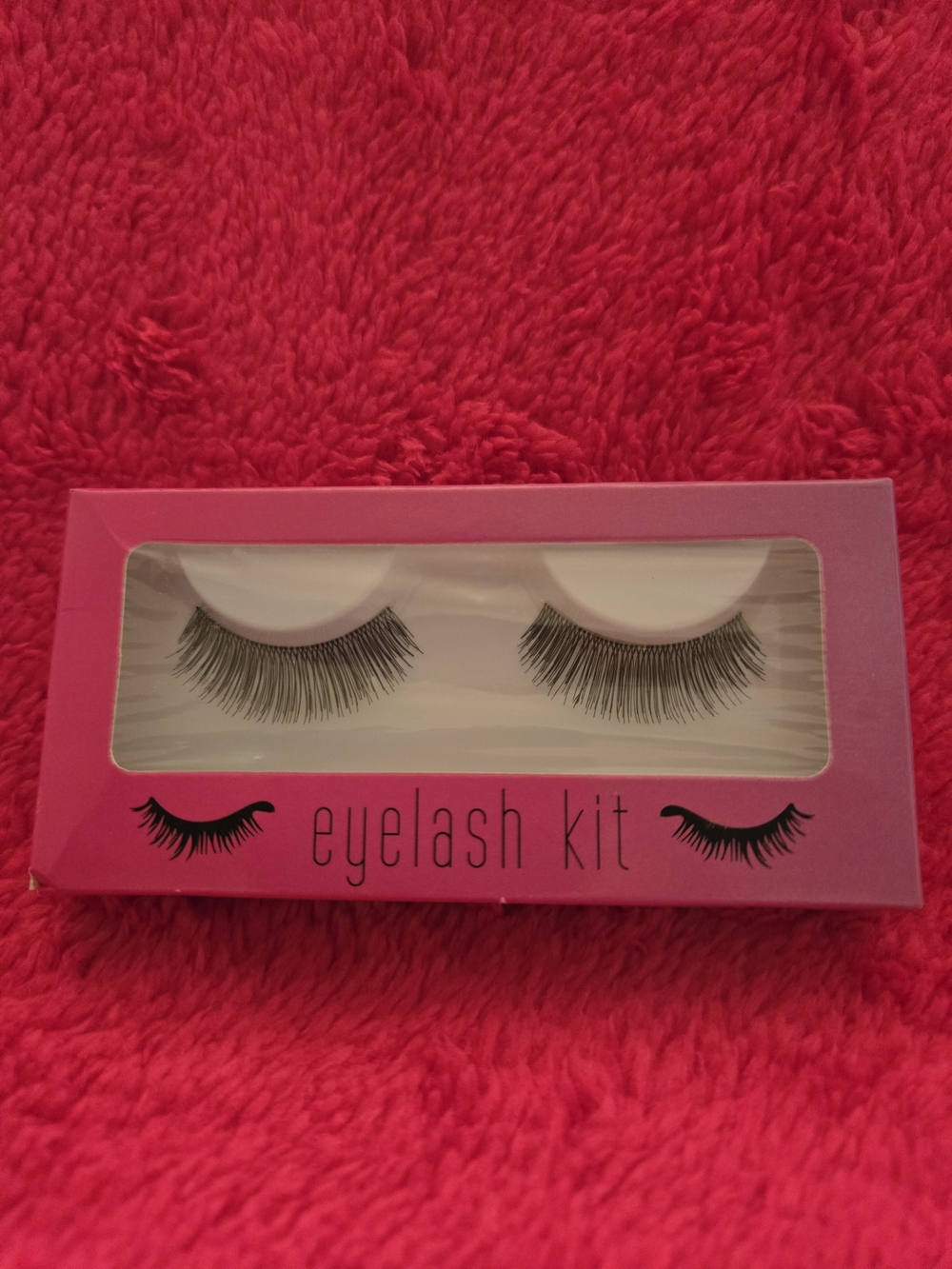 Eyelash Kit with Natural Black Lashes